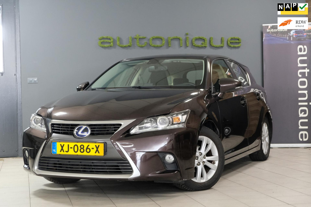 Lexus CT 200h *119dkm* Automaat/Navi/Bluetooth/All-Season 46743822-0.jpg | AutoNique Occasions Uden