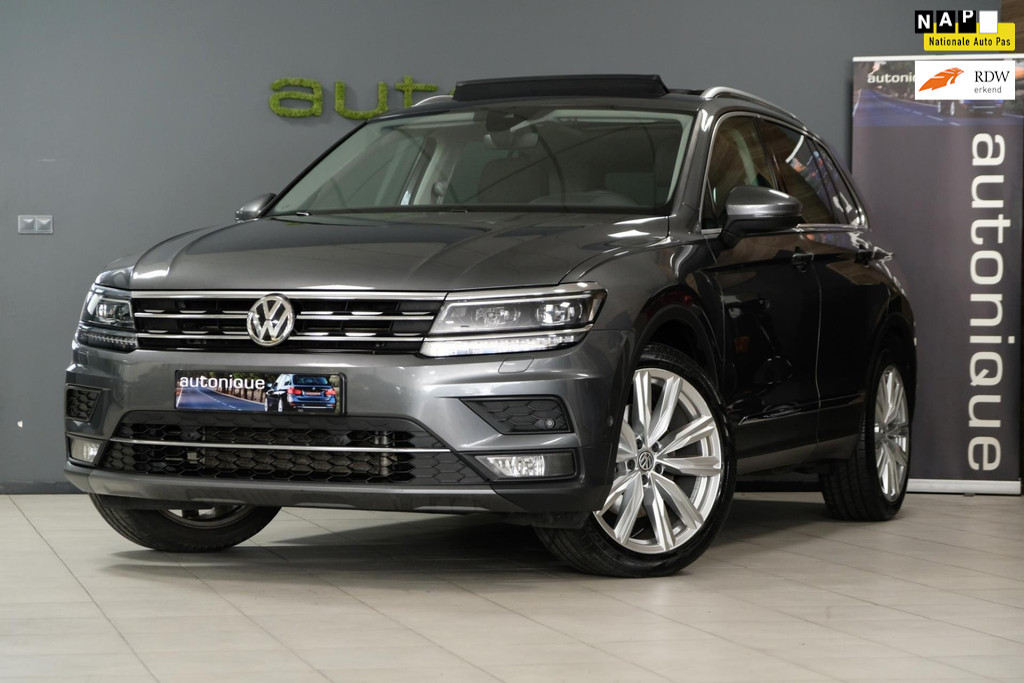 Volkswagen Tiguan 2.0 TSI 4Motion Highline *PANORAMADAK* 180pk Camera/Navi/Head-up Display '20 Inch Velgen 47640739-0.jpg | AutoNique Occasions Uden