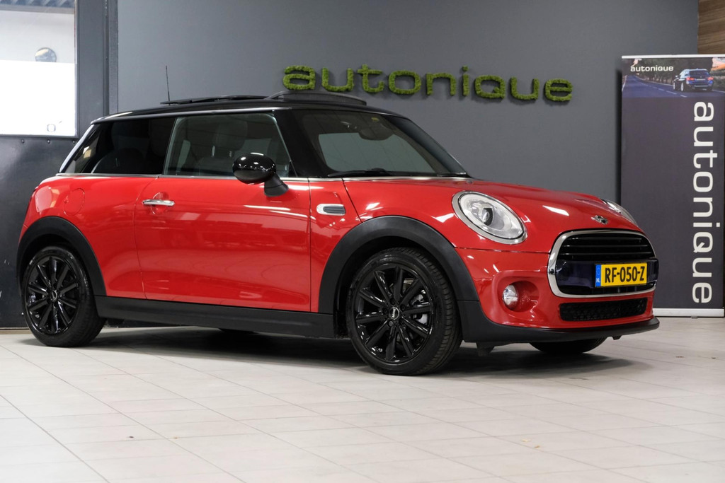 MINI Mini 1.5 Cooper Serious Business Panodak/org.NL 48554435-19.jpg | AutoNique Occasions Uden