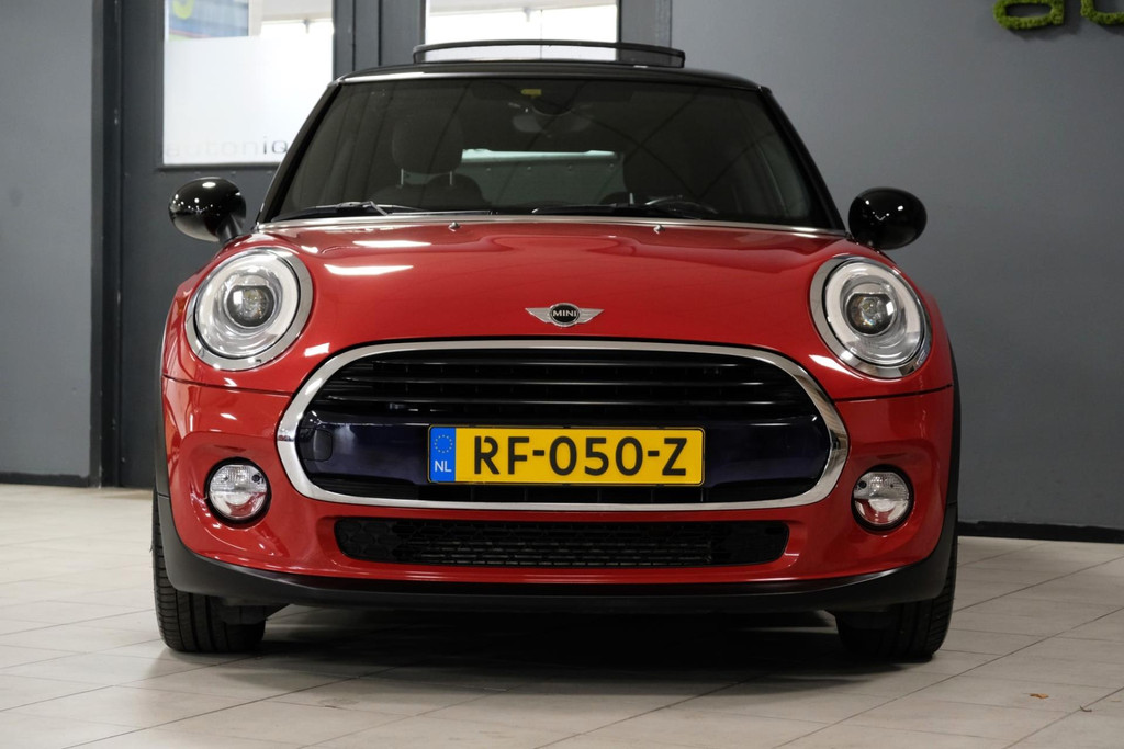 MINI Mini 1.5 Cooper Serious Business Panodak/org.NL 48554435-2.jpg | AutoNique Occasions Uden