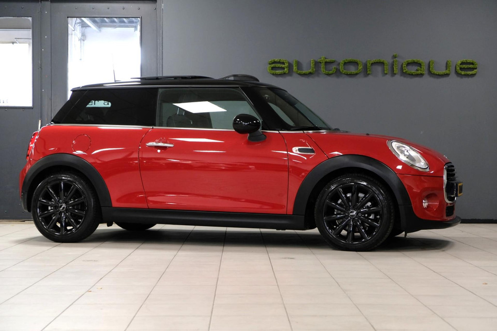 MINI Mini 1.5 Cooper Serious Business Panodak/org.NL 48554435-20.jpg | AutoNique Occasions Uden