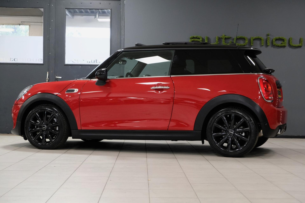 MINI Mini 1.5 Cooper Serious Business Panodak/org.NL 48554435-26.jpg | AutoNique Occasions Uden