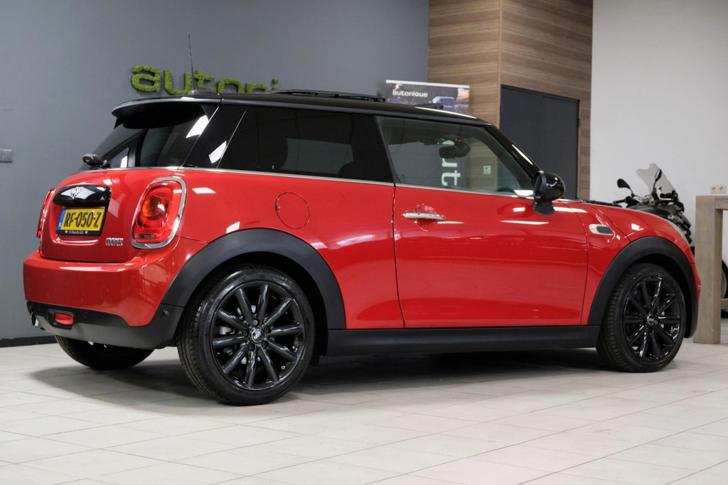 MINI Mini 1.5 Cooper Serious Business Panodak/org.NL 48554435-4.jpg | AutoNique Occasions Uden