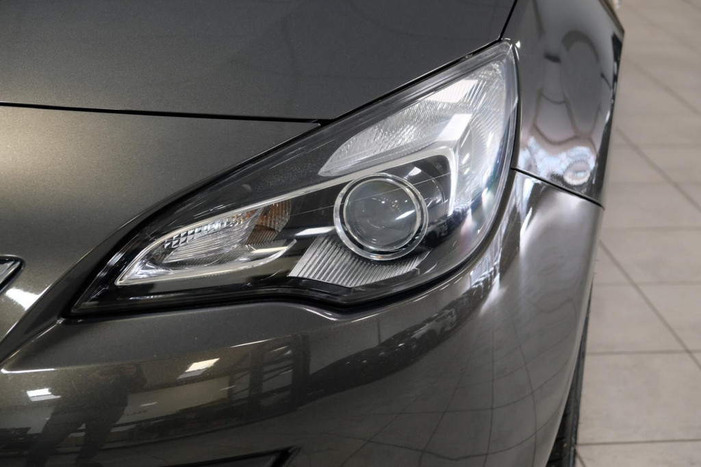 Opel Astra GTC 1.6 Turbo 170pk Sport coupe 48606879-12.jpg | AutoNique Occasions Uden