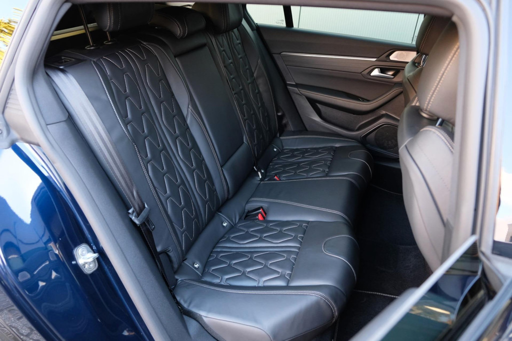 Peugeot 508 SW 1.2 PureTech 130 GT LINE *NW MODEL* Leder/360° Camera/All-Season/MirrorScreen 48607142-6.jpg | AutoNique Occasions Uden