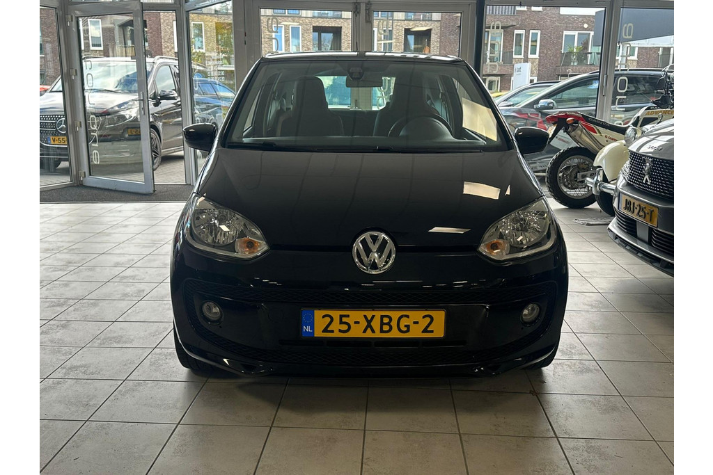 Volkswagen up! 1.0 high up! *132dkm* Airco/Cruise |4 x GOEDE All-Season Banden op LMV| 48653435-8.jpg | AutoNique Occasions Uden