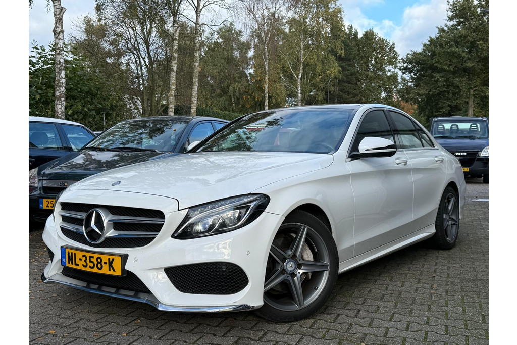 Mercedes-Benz C-Klasse 220 CDI AMG PAKKET *PANORAMADAK* Leder/Navigatie 170pk!! 48669307-11.jpg | AutoNique Occasions Uden