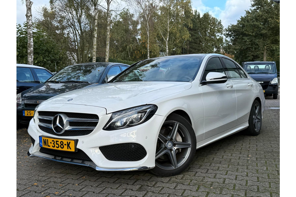 Mercedes-Benz C-Klasse 220 CDI AMG PAKKET *PANORAMADAK* Leder/Navigatie 170pk!! 48669307-2.jpg | AutoNique Occasions Uden
