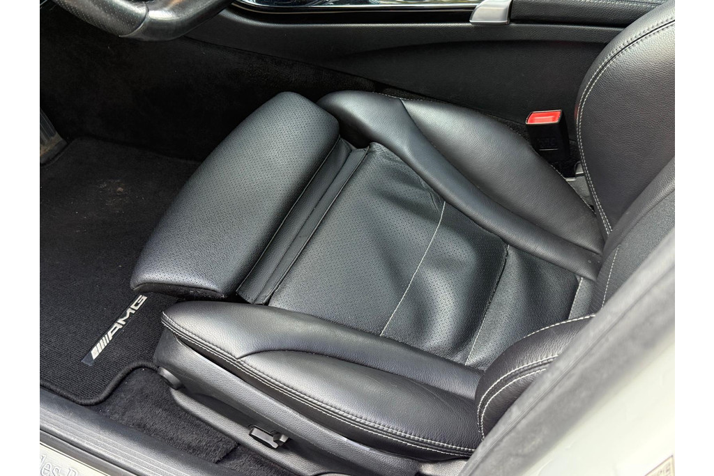 Mercedes-Benz C-Klasse 220 CDI AMG PAKKET *PANORAMADAK* Leder/Navigatie 170pk!! 48669307-6.jpg | AutoNique Occasions Uden