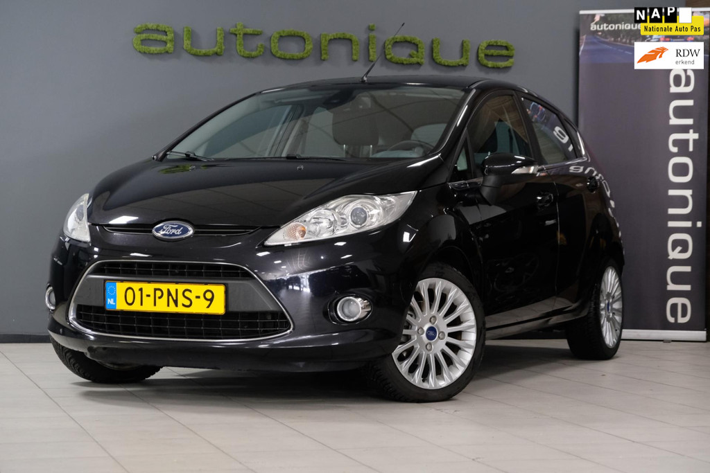 Ford Fiesta 1.6 Titanium *114dkm* 5 deurs 120pk! 4 X Z.G.A.N ALL-Season banden 48690951-0.jpg | AutoNique Occasions Uden