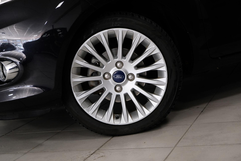 Ford Fiesta 1.6 Titanium *114dkm* 5 deurs 120pk! 4 X Z.G.A.N ALL-Season banden 48690951-11.jpg | AutoNique Occasions Uden