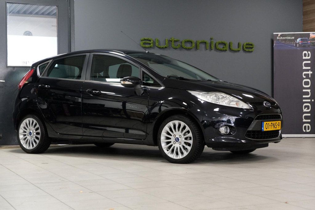 Ford Fiesta 1.6 Titanium *114dkm* 5 deurs 120pk! 4 X Z.G.A.N ALL-Season banden 48690951-17.jpg | AutoNique Occasions Uden
