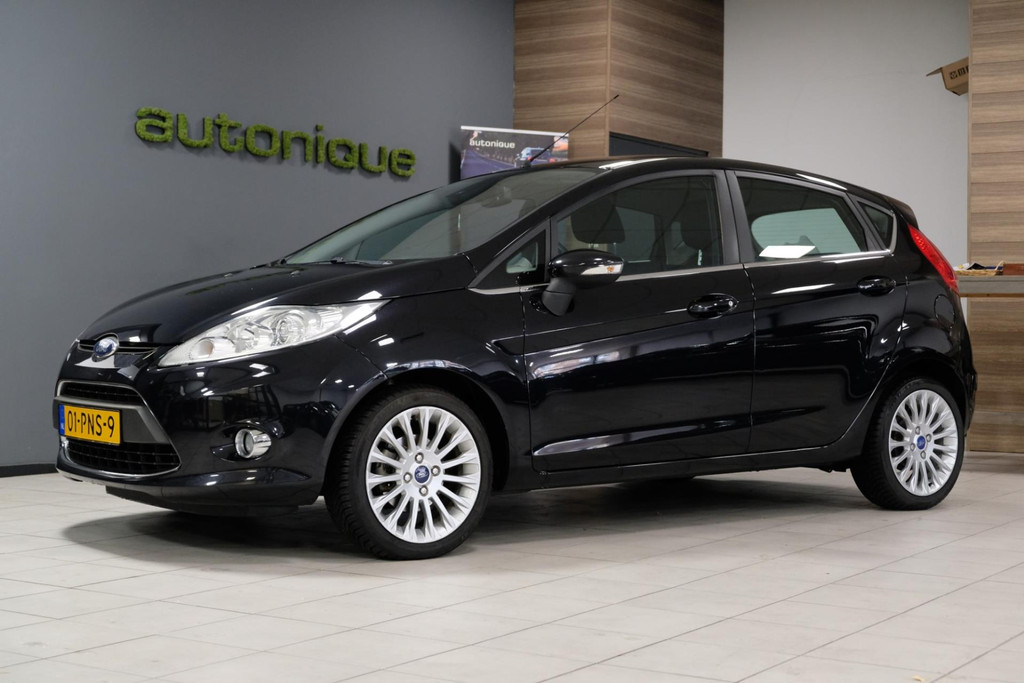 Ford Fiesta 1.6 Titanium *114dkm* 5 deurs 120pk! 4 X Z.G.A.N ALL-Season banden 48690951-4.jpg | AutoNique Occasions Uden