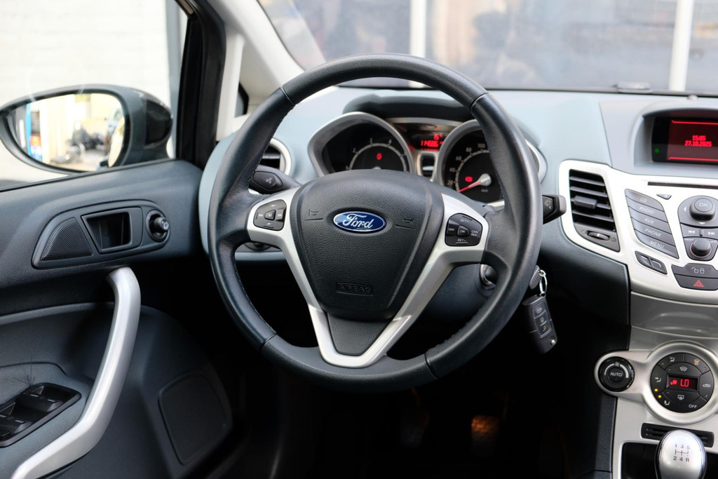 Ford Fiesta 1.6 Titanium *114dkm* 5 deurs 120pk! 4 X Z.G.A.N ALL-Season banden 48690951-7.jpg | AutoNique Occasions Uden