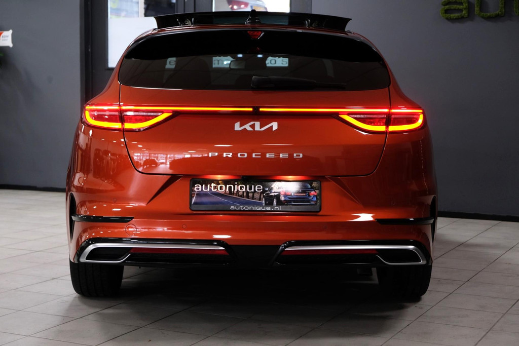 Kia ProCeed 1.5 T-GDi GT-Line *PANORAMADAK* JBL|AppleCarplay|68dkm Compleet Onderhouden 48692650-13.jpg | AutoNique Occasions Uden