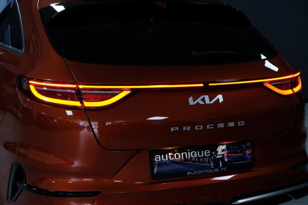 Kia ProCeed 1.5 T-GDi GT-Line *PANORAMADAK* JBL|AppleCarplay|68dkm Compleet Onderhouden 48692650-14.jpg | AutoNique Occasions Uden