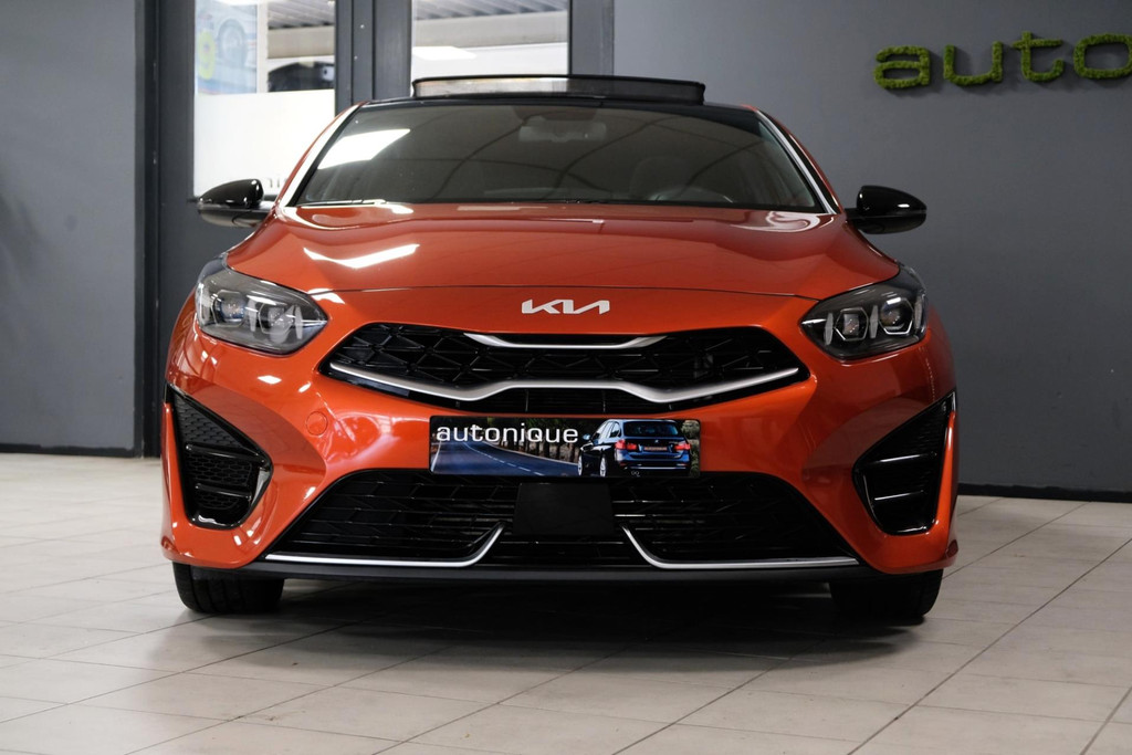 Kia ProCeed 1.5 T-GDi GT-Line *PANORAMADAK* JBL|AppleCarplay|68dkm Compleet Onderhouden 48692650-2.jpg | AutoNique Occasions Uden