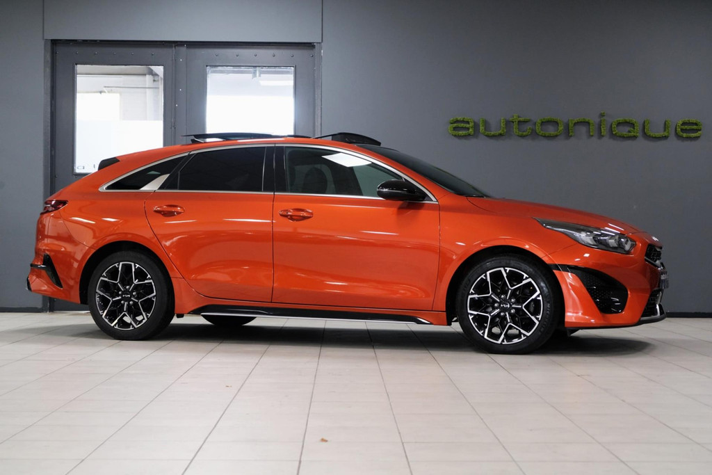 Kia ProCeed 1.5 T-GDi GT-Line *PANORAMADAK* JBL|AppleCarplay|68dkm Compleet Onderhouden 48692650-7.jpg | AutoNique Occasions Uden