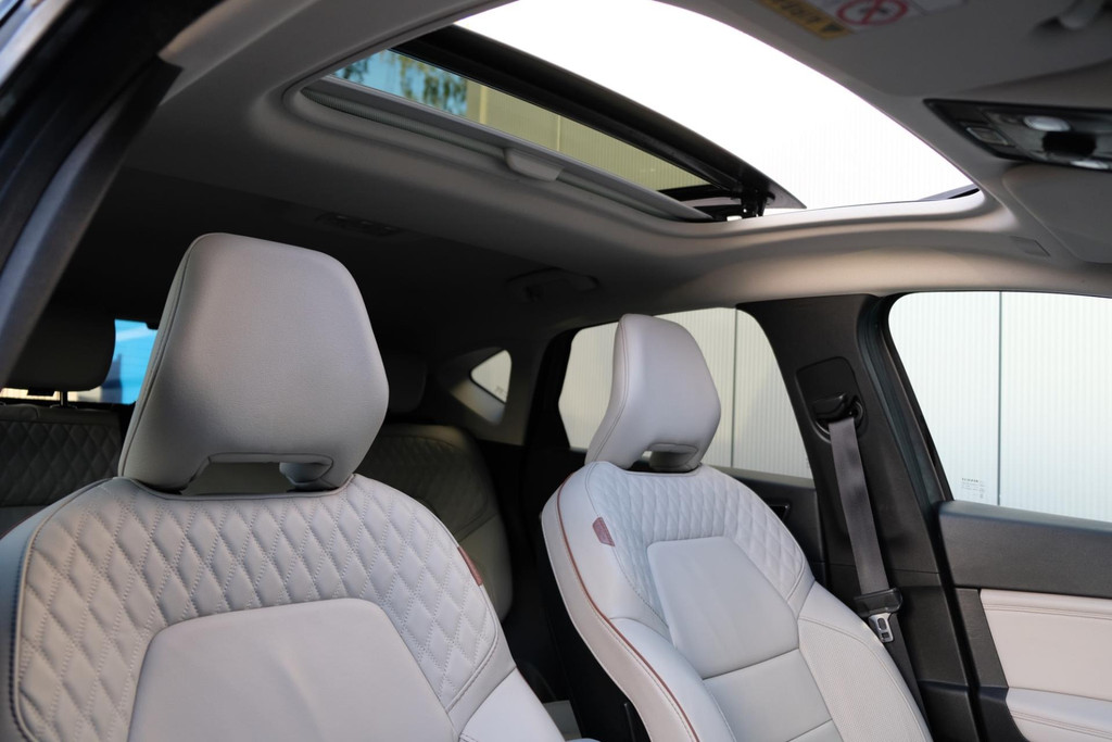 Renault Captur 1.6 E-Tech Plug-in Hybrid 160 Initiale Paris *PANORAMADAK* 56dkm ZEER LUXE 48722523-15.jpg | AutoNique Occasions Uden