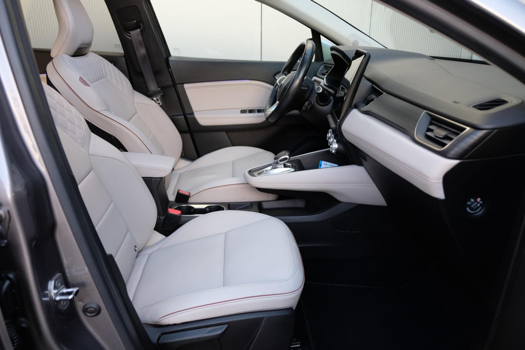 Renault Captur 1.6 E-Tech Plug-in Hybrid 160 Initiale Paris *PANORAMADAK* 56dkm ZEER LUXE 48722523-16.jpg | AutoNique Occasions Uden