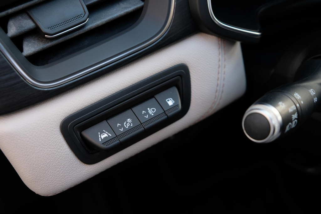 Renault Captur 1.6 E-Tech Plug-in Hybrid 160 Initiale Paris *PANORAMADAK* 56dkm ZEER LUXE 48722523-25.jpg | AutoNique Occasions Uden