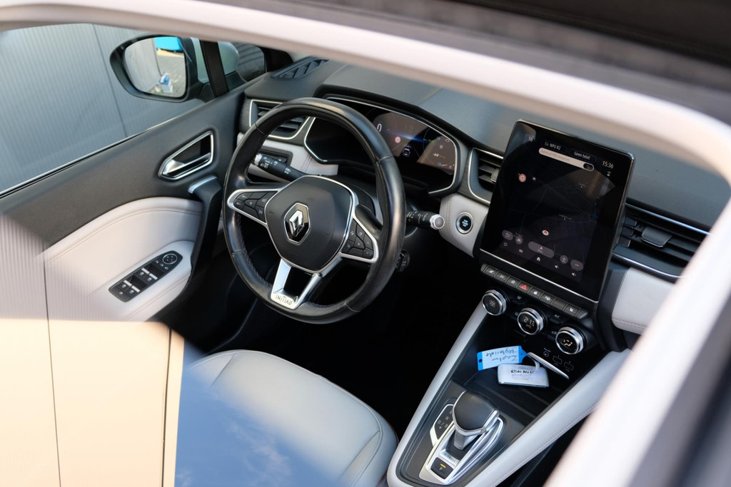 Renault Captur 1.6 E-Tech Plug-in Hybrid 160 Initiale Paris *PANORAMADAK* 56dkm ZEER LUXE 48722523-5.jpg | AutoNique Occasions Uden