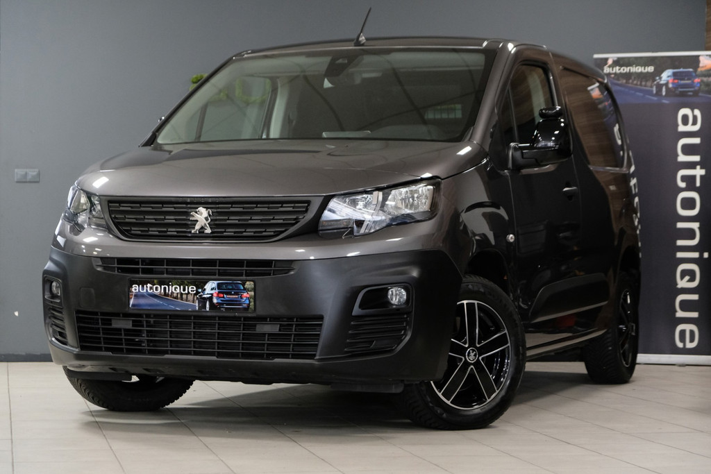 Peugeot Partner 1.2 PureTech 110 **9.476km** Automaat/3 Zits/Schuifdeur/Apple Carplay 51636205-0.jpg | AutoNique Occasions Uden