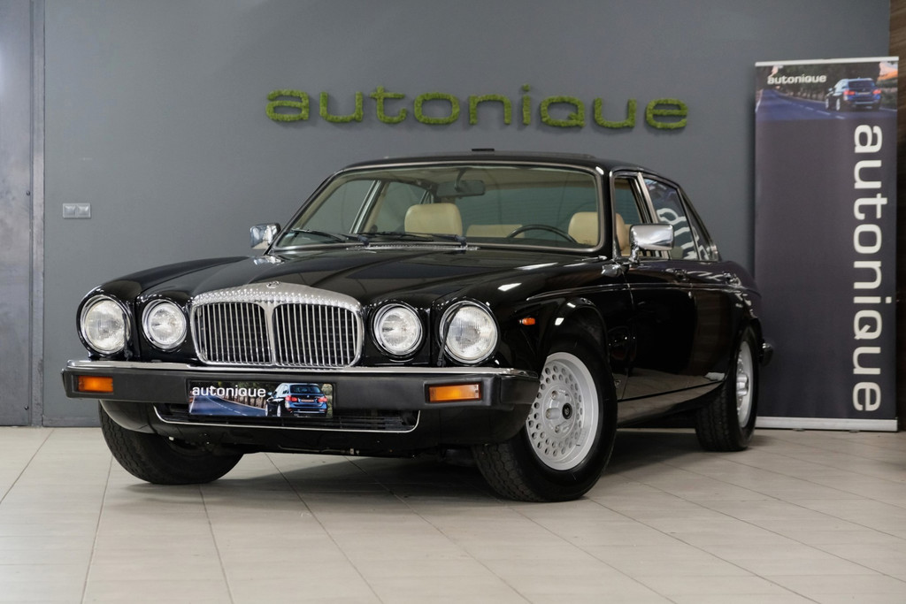 Daimler Double Six 5.3 V12 VandenPlas goed onderhouden 52249646-0.jpg | AutoNique Occasions Uden