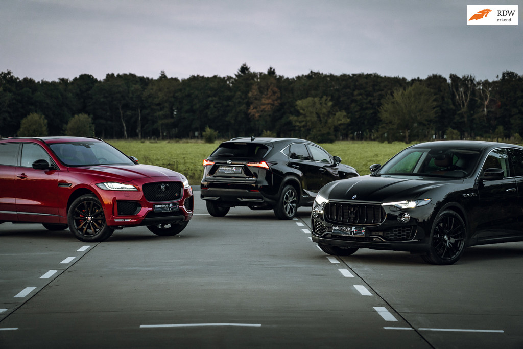 Kia Sportage 1.6 T-GDi MHEV |13.994km UNIEK| Afneembare Trekhaak/Navi/Camera/Stoel+Stuurwielverwarming 52588295-0.jpg | AutoNique Occasions Uden