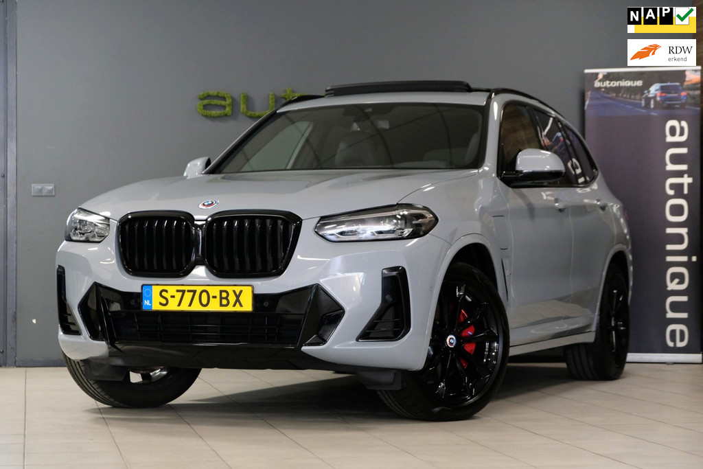 BMW X3 XDrive30e |M-Pakket + M-Seats|Pano/Leder/Navi/Camera 51dkm!! 52952925-0.jpg | AutoNique Occasions Uden