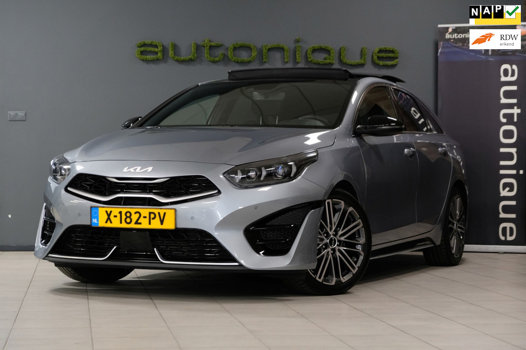 Kia ProCeed 1.5 T-GDi GT-PlusLine *PANORAMADAK* 39dkm Virtual Cockpit/Stoel+Stuurverwarming UNIEKE AUTO 53289586-0.jpg | AutoNique Occasions Uden