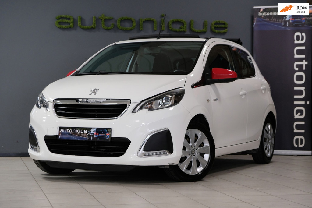 Peugeot 108 1.2 VTi Envy TOP! *CABRIOTOP* 82dkm |Airco+Cruise| 82pk! 53460602-0.jpg | AutoNique Occasions Uden