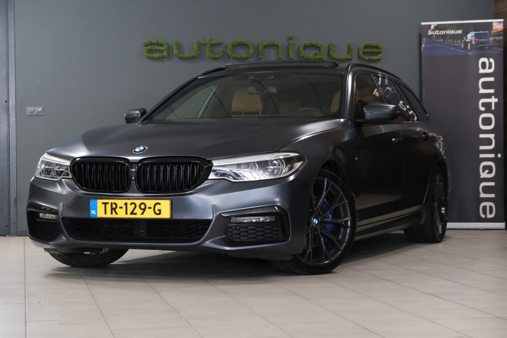 BMW 5 Serie Touring 530i High Executive *MAT Frozen Grey* Individual Leder PANORAMADAK UNIEKE AUTO!! 54279772-0.jpg | AutoNique Occasions Uden