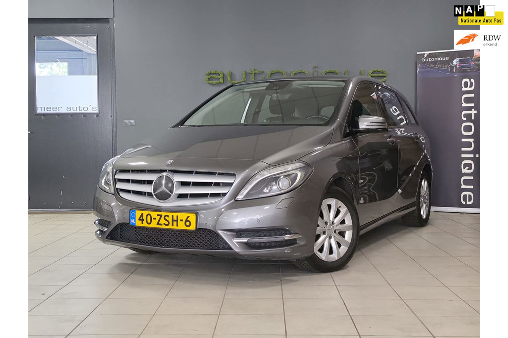Mercedes-Benz B-Klasse 180 Ambition automaat 54744782-0.jpg | AutoNique Occasions Uden