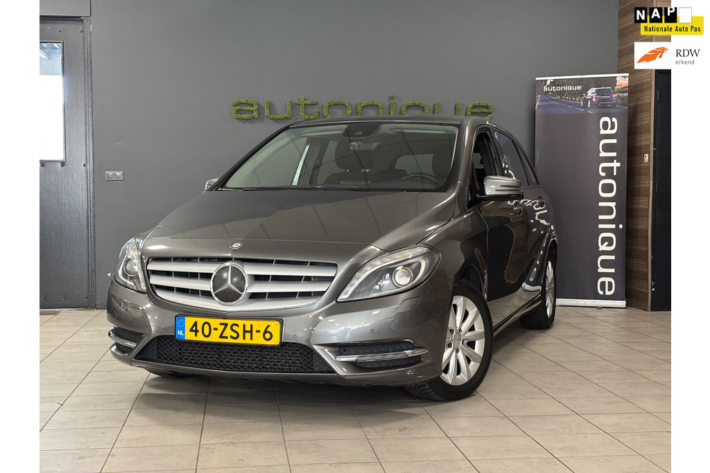 Mercedes-Benz B-Klasse 180 Ambition automaat 54744782-0.jpg | AutoNique Occasions Uden