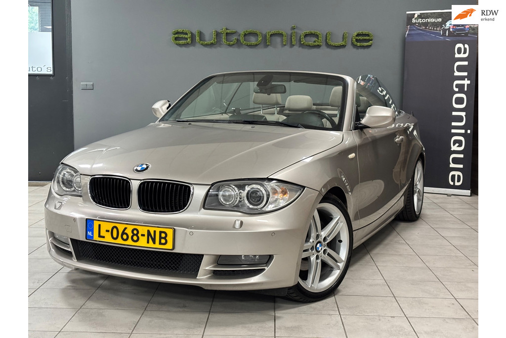 BMW 1 Serie Cabrio 125i High Executive automaat M-pakket 55463108-0.jpg | AutoNique Occasions Uden